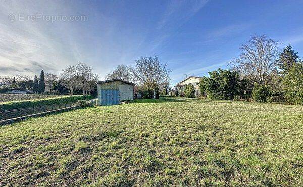 Terrain à FUBLAINES