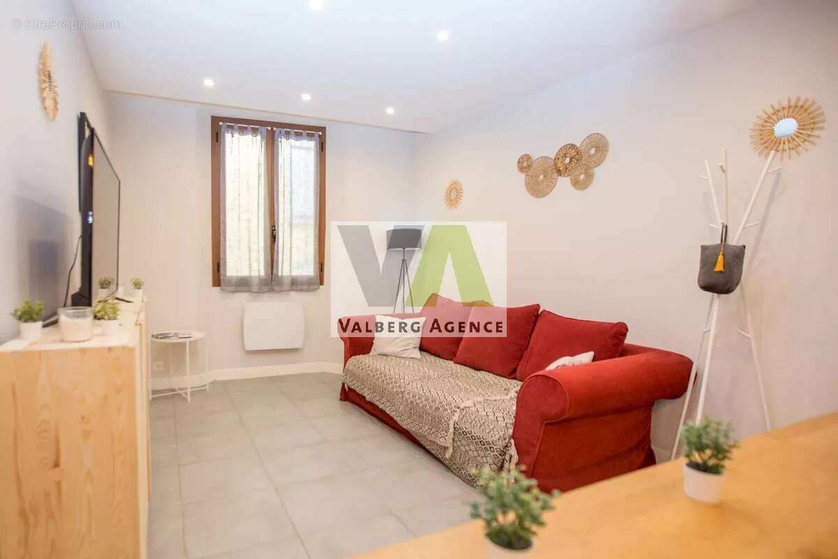 Appartement à GUILLAUMES