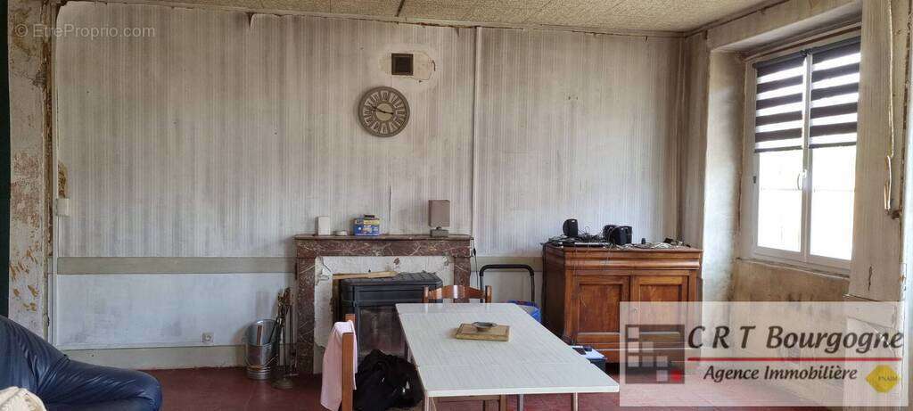 Maison à ETAIS-LA-SAUVIN