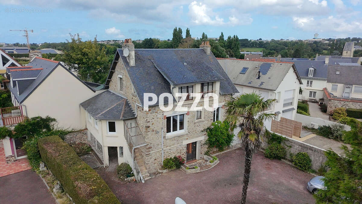 A VENDRE - YQUELON (50400) - Maison de 7 pièces - calme, proche des commodités. - photo 17