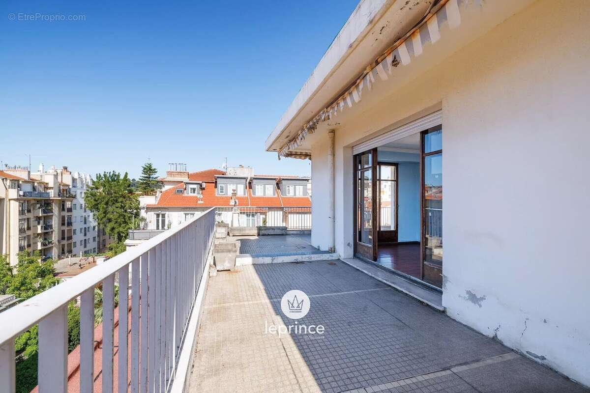 Appartement à NICE