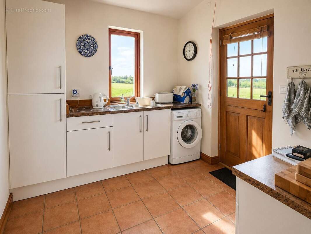 Mielan bungalow laundry  - Maison à MIRANDE