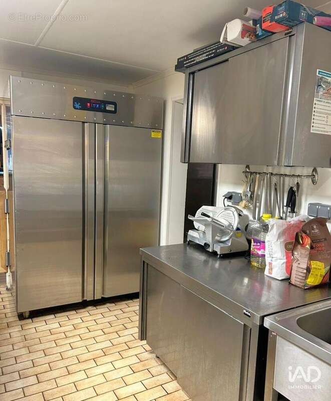 Photo 7 - Commerce à SATILLIEU