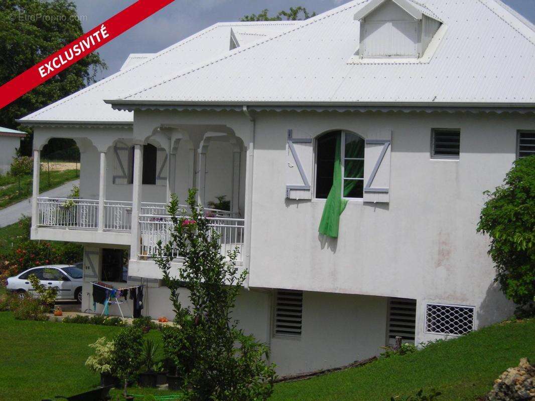 Maison à MORNE-A-L&#039;EAU