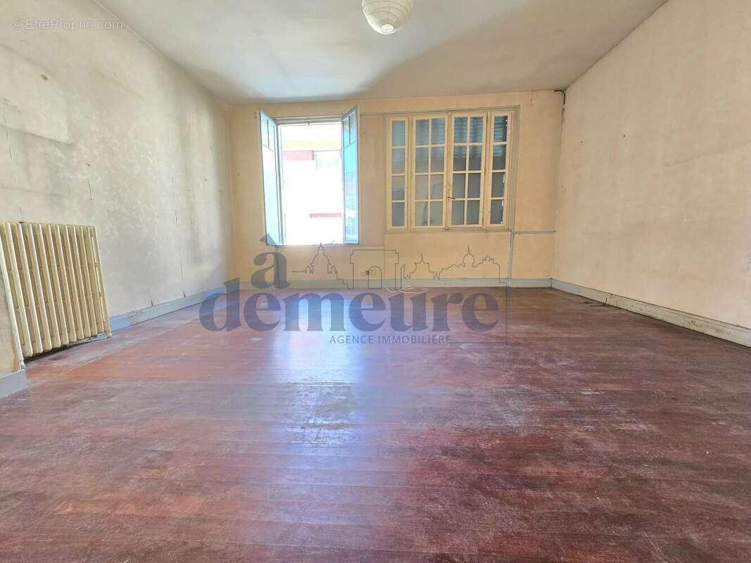 Appartement à ISSY-LES-MOULINEAUX
