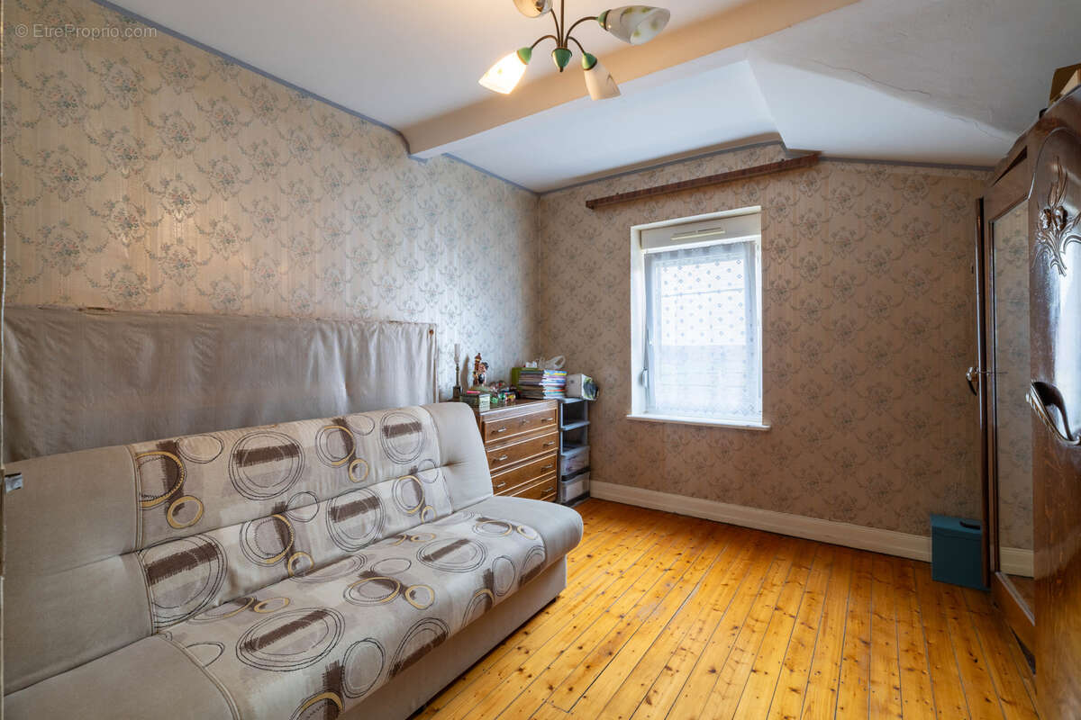 Maison à SAINTE-MARIE-AUX-CHENES