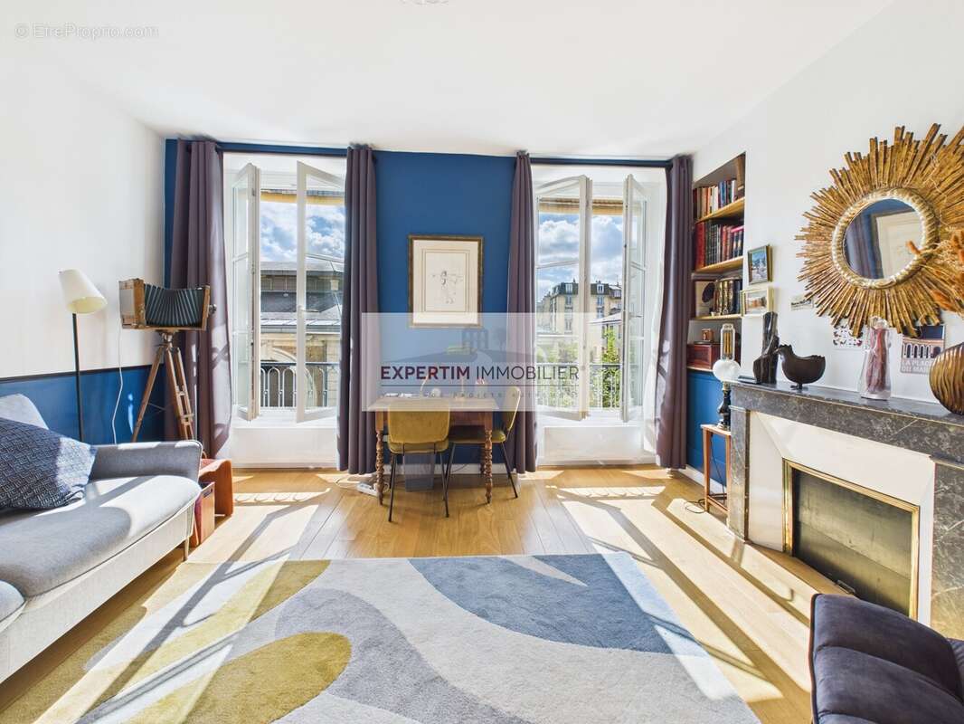 Appartement à VERSAILLES