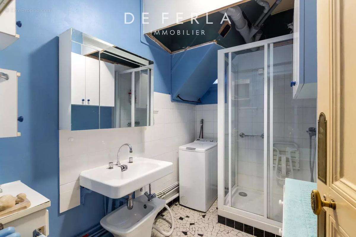 Appartement à PARIS-6E