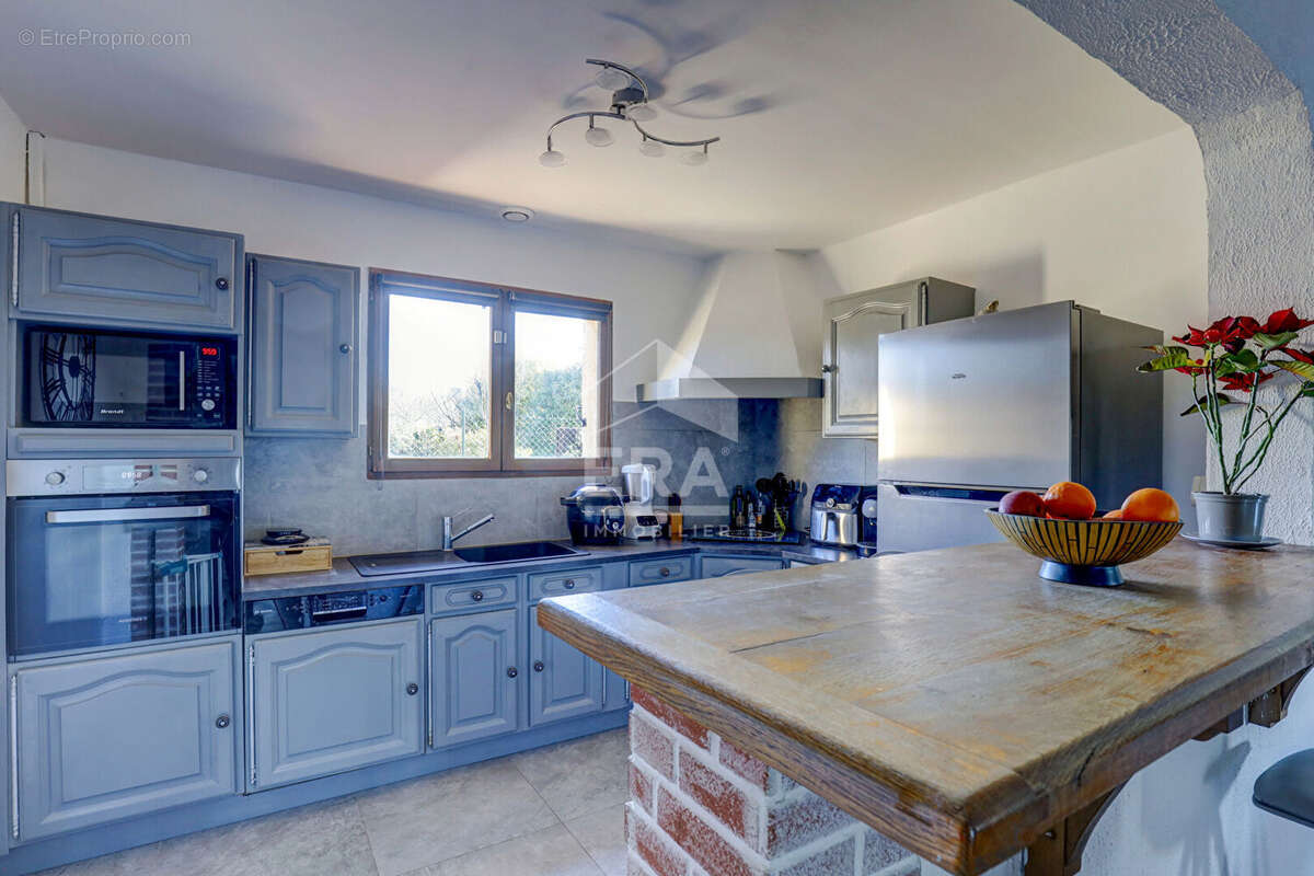 Maison à BRUGUIERES