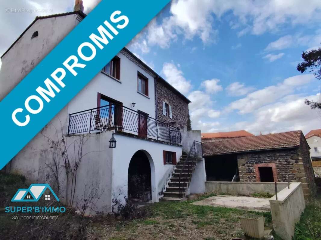 Maison à MAZEYRAT-D&#039;ALLIER