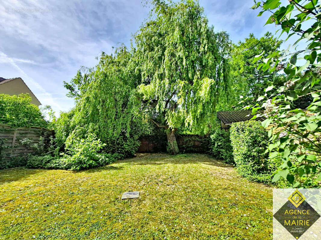 Maison à SOISY-SUR-SEINE