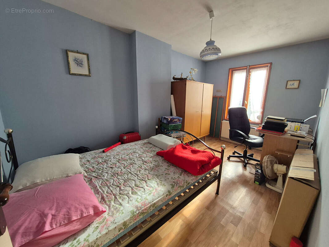 Maison à BRUAY-LA-BUISSIERE