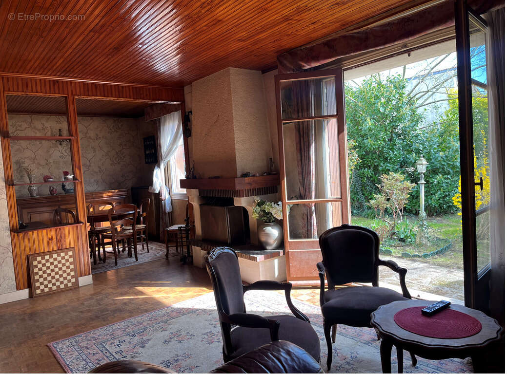 Maison à YERRES