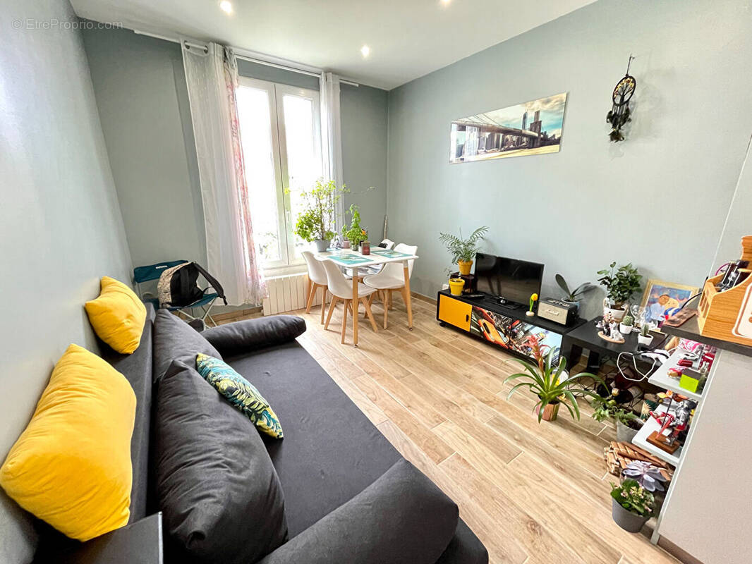 Appartement à COLOMBES