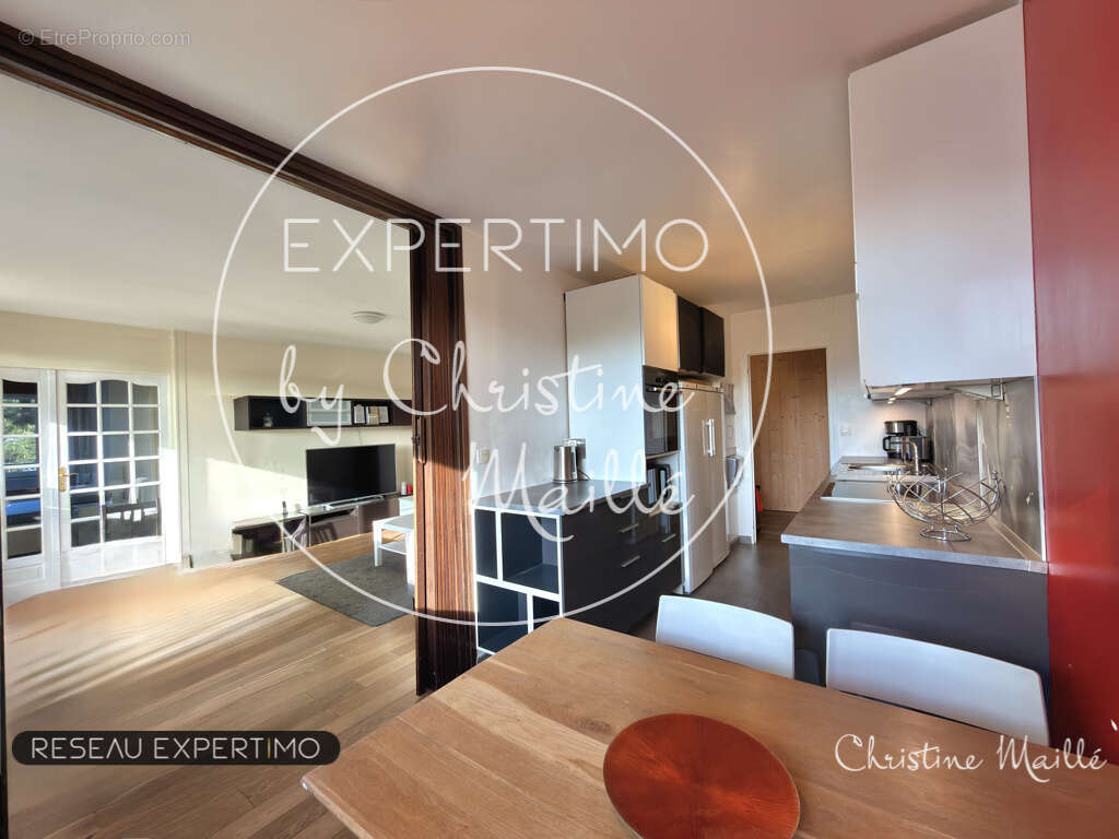 Appartement à VERSAILLES
