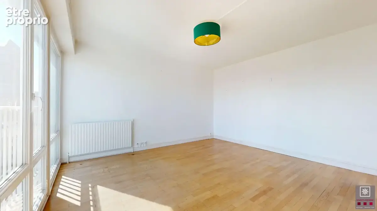 DERNIER ETAGE - T2 avec vue panoramique, cave et parking en s-sol - photo 4
