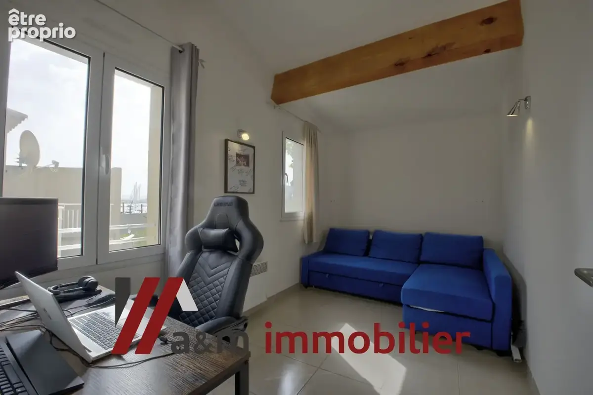 Duplex t4 avec terrasse et stationnement - la mede - photo 7