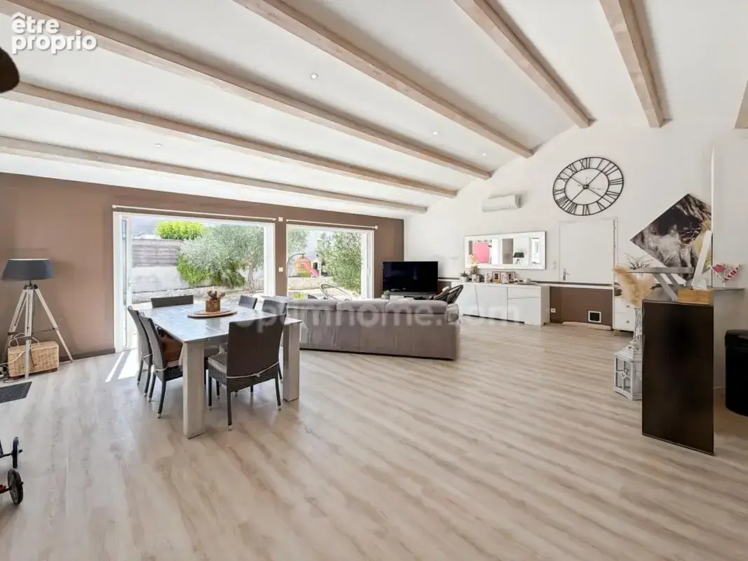 Maison à vendre 4 pièces de plain-pied avec jardin & garage LONGEVES (17) - photo 5