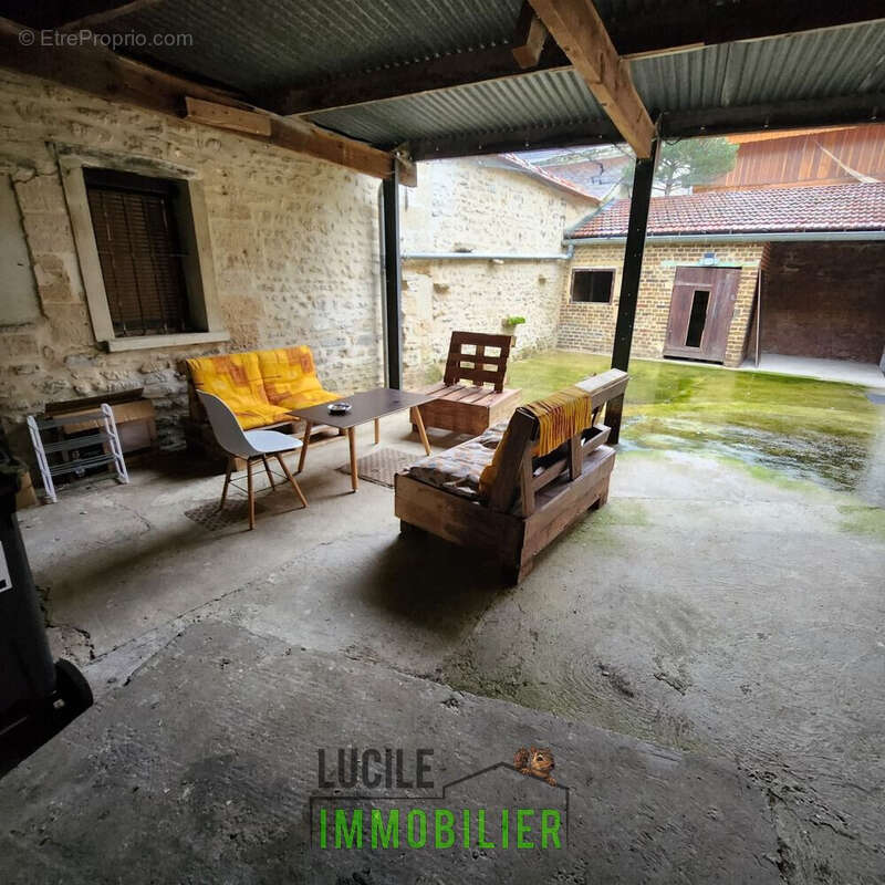 Appartement avec parking et cours 7 - Appartement à MOUY