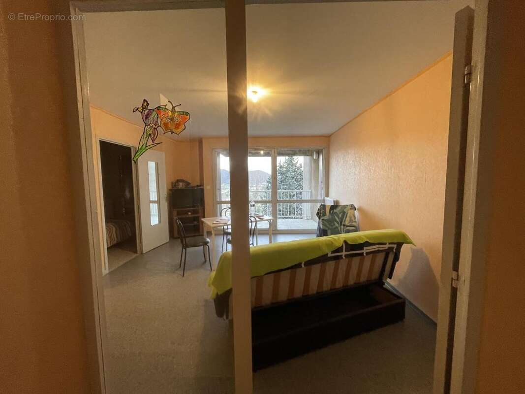 Appartement à PRIVAS