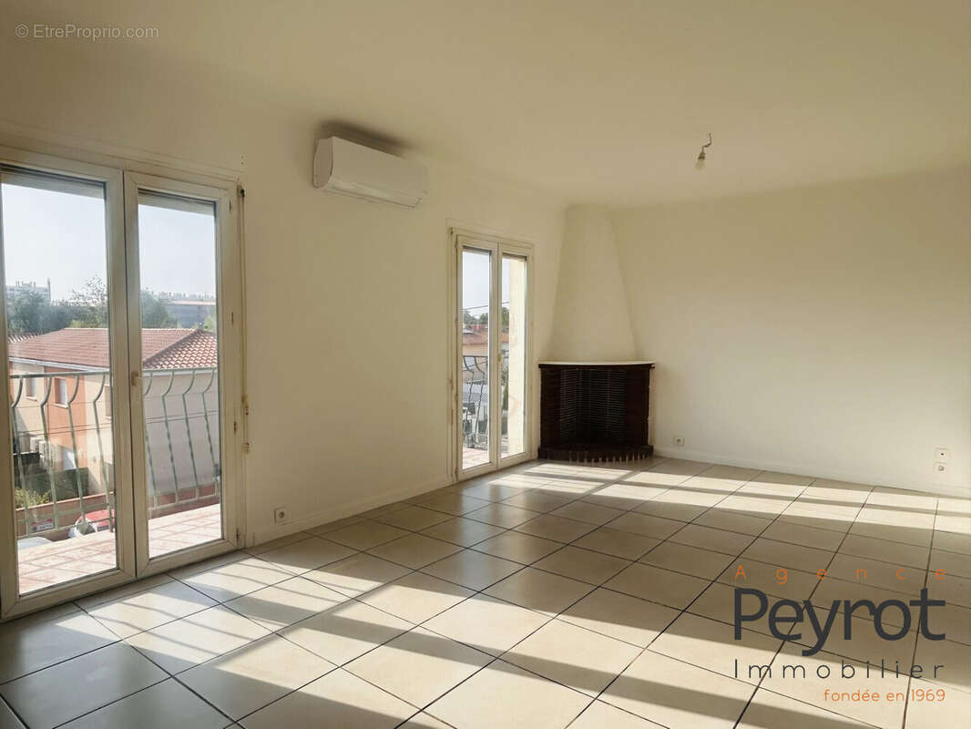 Appartement 65 m² à Perpignan  - photo 2
