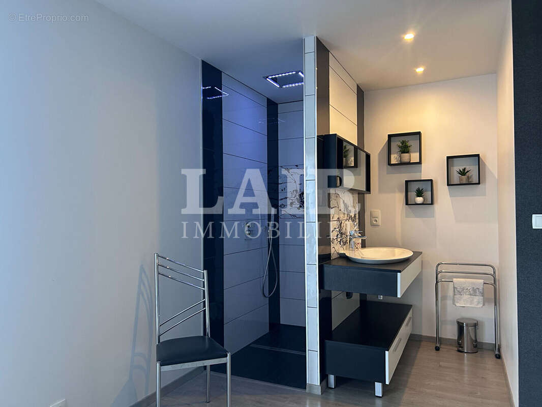 Maison à BELLOU-EN-HOULME