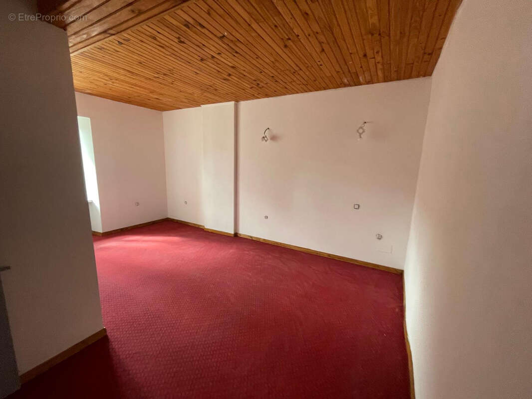 Maison à LABASTIDE-ROUAIROUX