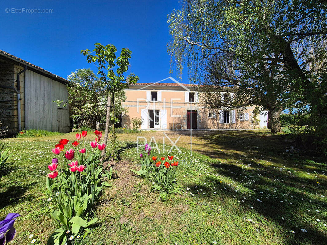 Maison à ANGLIERS