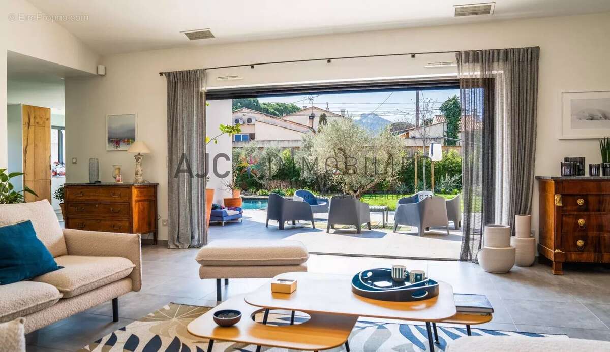 Maison à SAINT-REMY-DE-PROVENCE