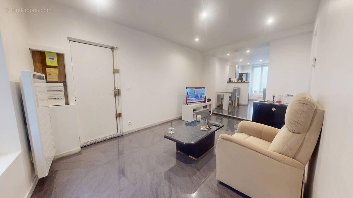 Appartement à LA GARENNE-COLOMBES