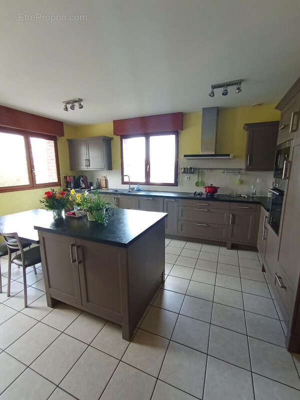 Maison à BRUAY-LA-BUISSIERE