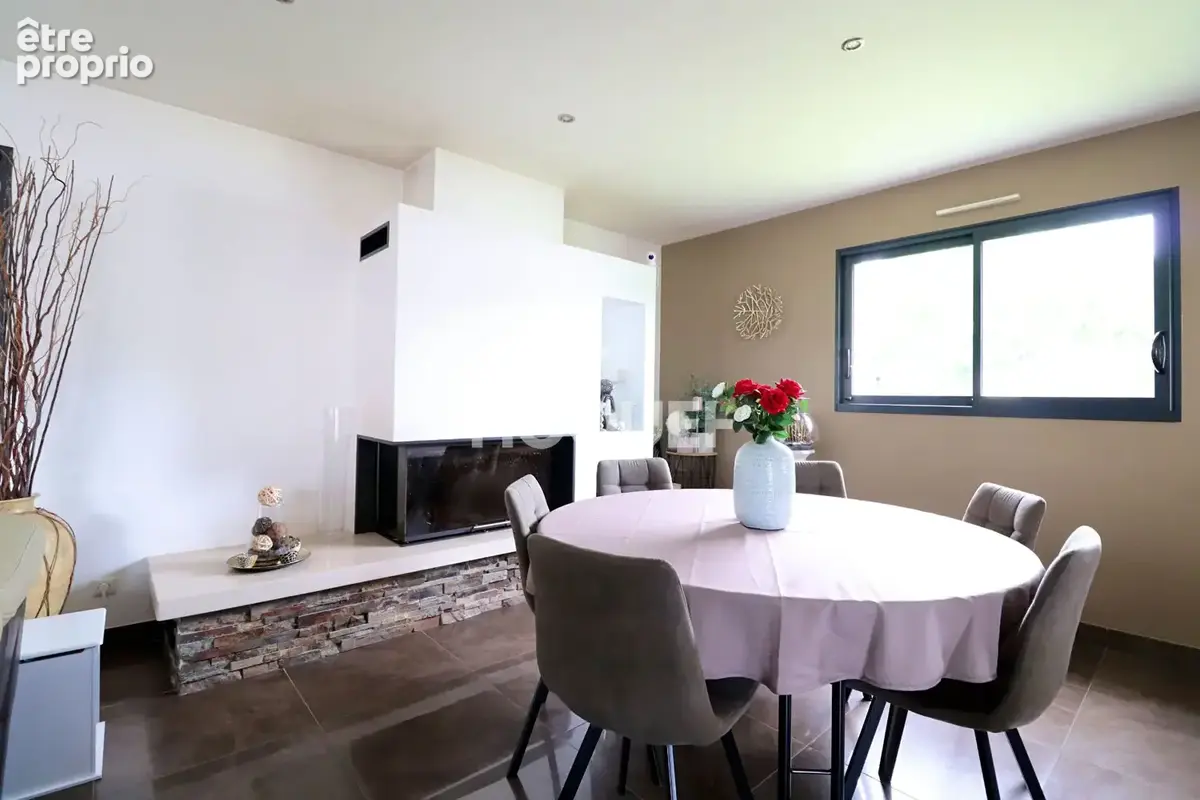 Maison Saint Jean De Braye - 5 pièces - 170m² - photo 6