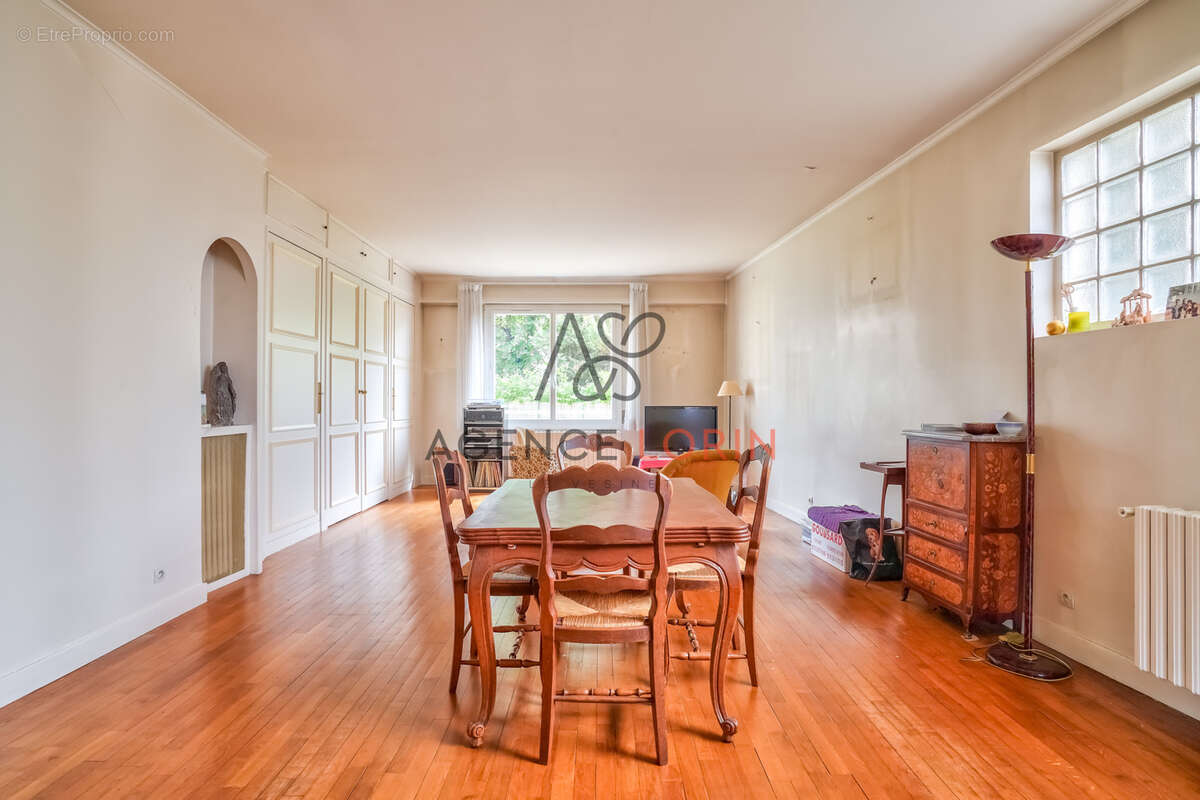 Appartement à LE VESINET