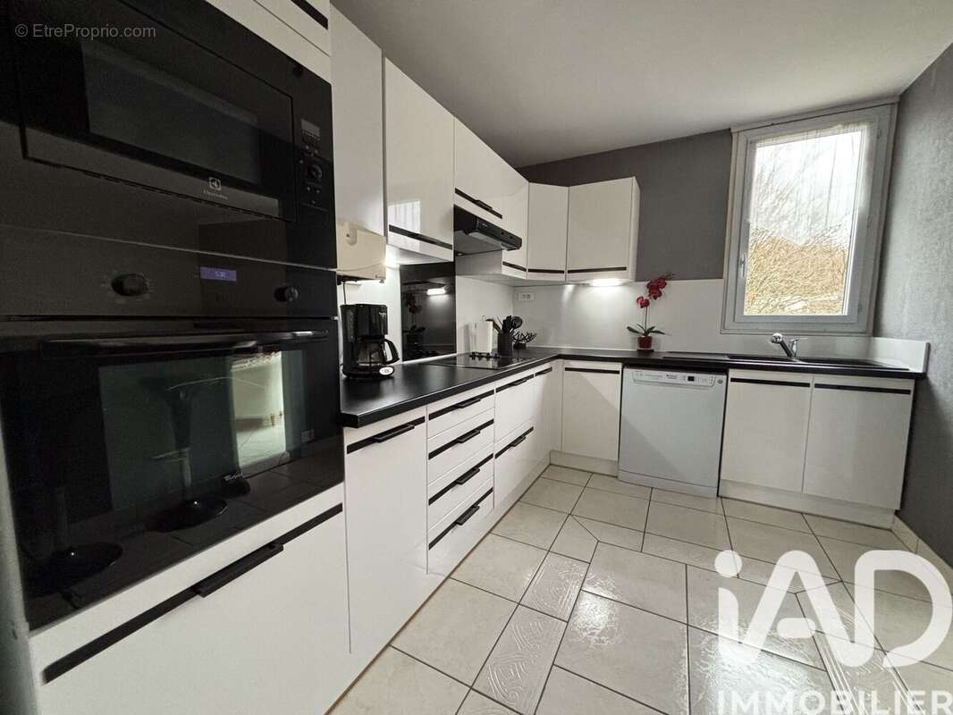 Photo 3 - Appartement à NOISIEL