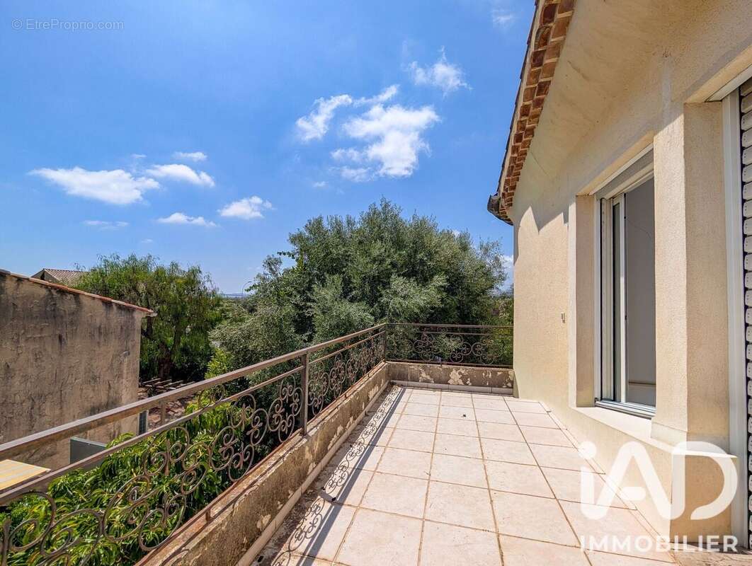 Maison 258 m² à Cagnes-Sur-Mer  - photo 9