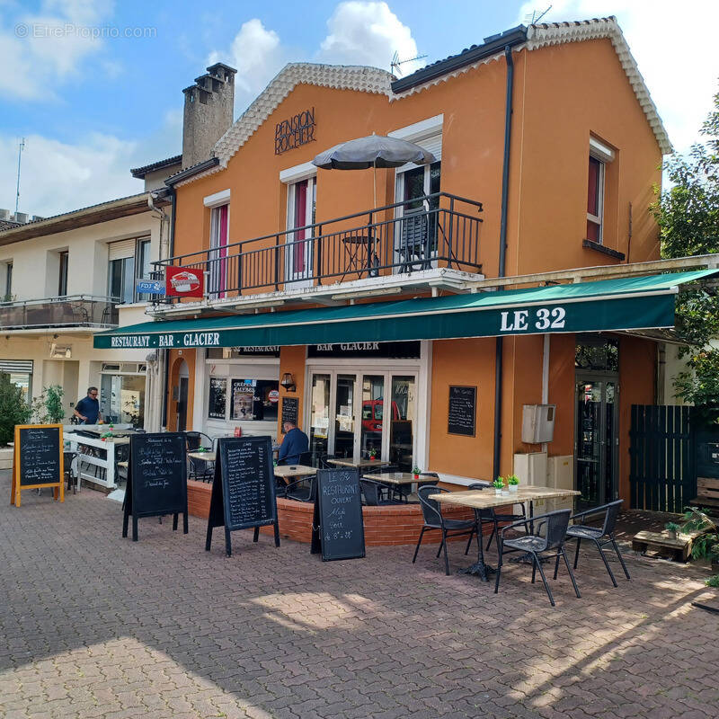 Commerce à MARGUESTAU