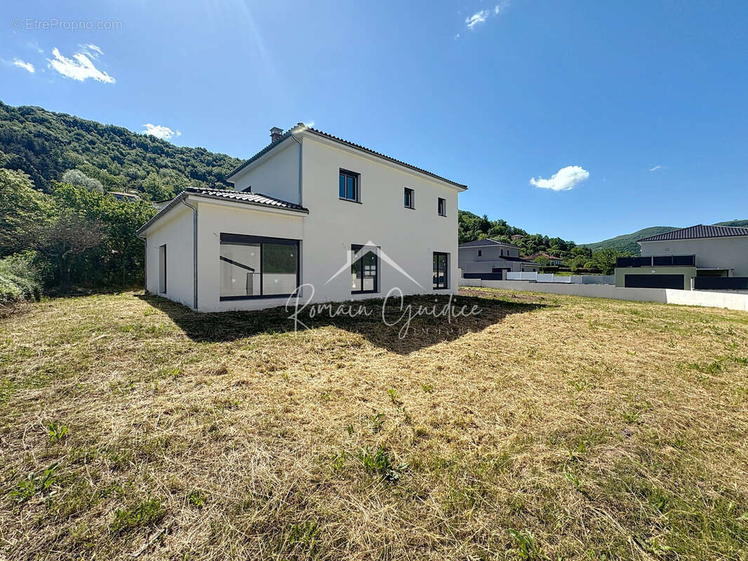 Maison à SAINT-AFFRIQUE