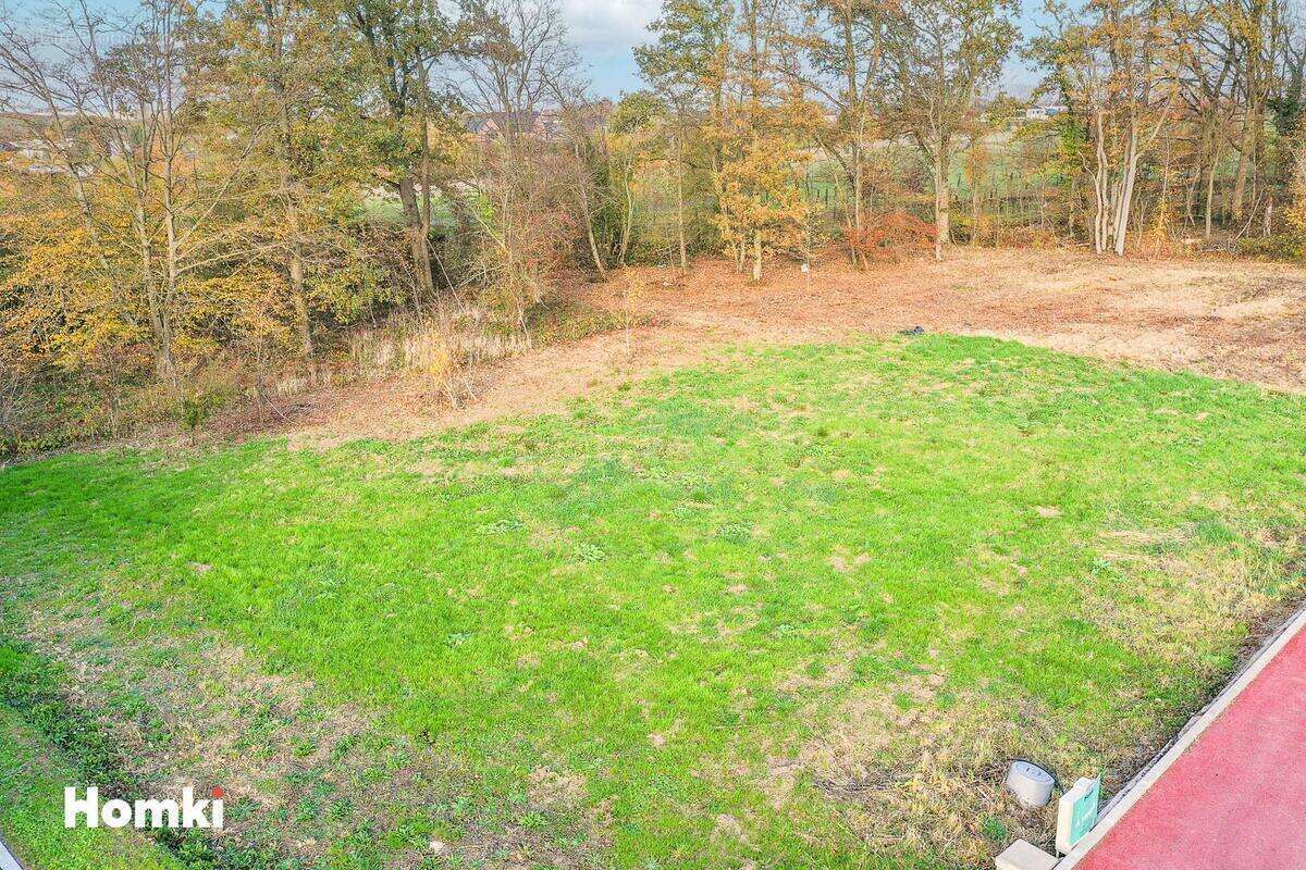 Terrain à MERIGNIES