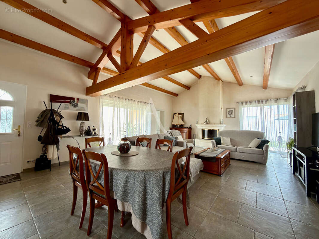 Maison à GIVRAND
