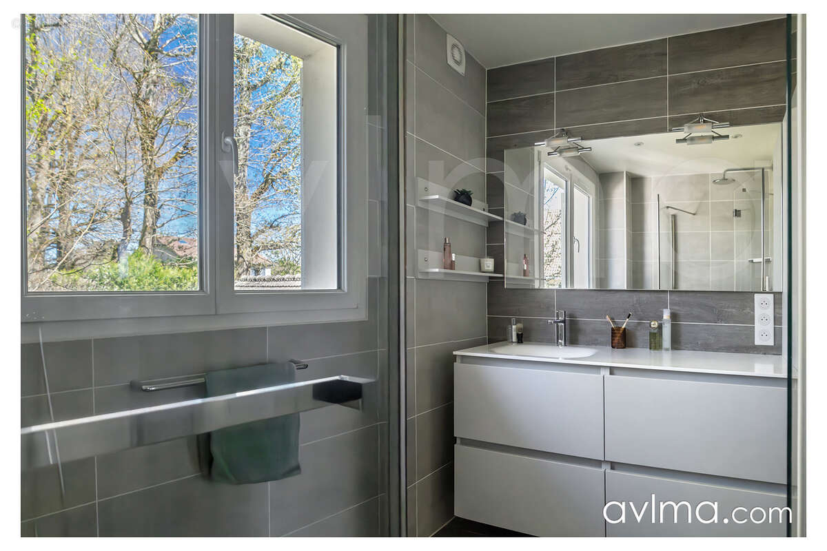 Maison à SAINT-NOM-LA-BRETECHE