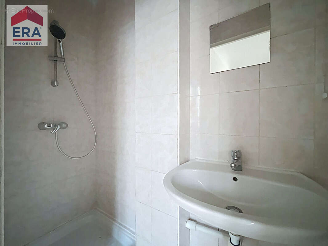 Appartement à IVRY-SUR-SEINE