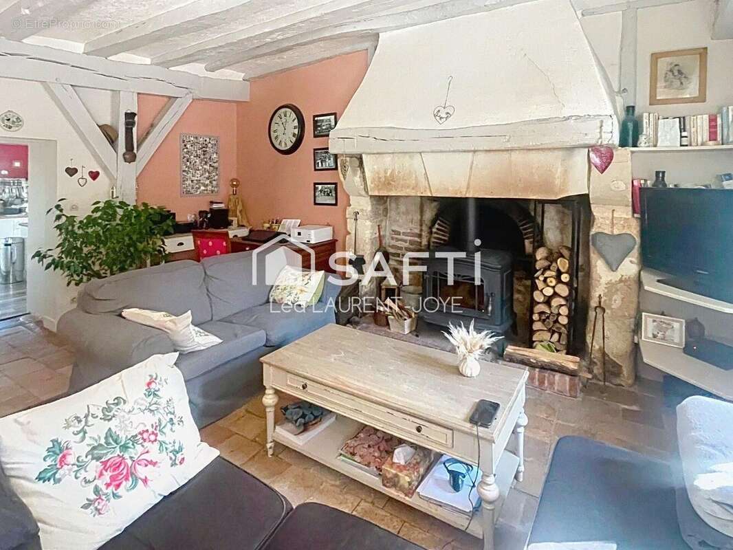 Photo 8 - Maison à CHARENTILLY