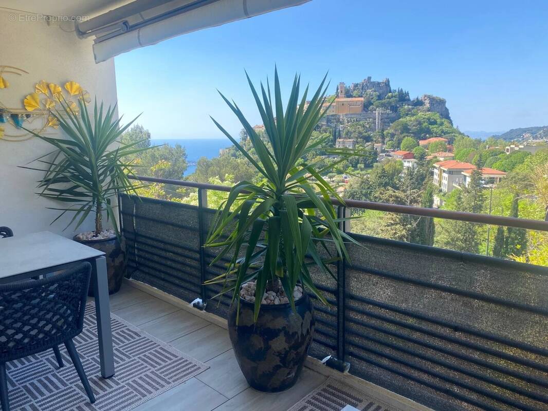 Appartement à EZE