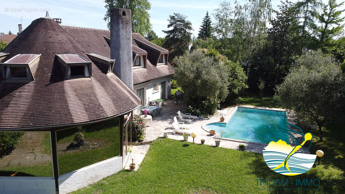Maison à NAY