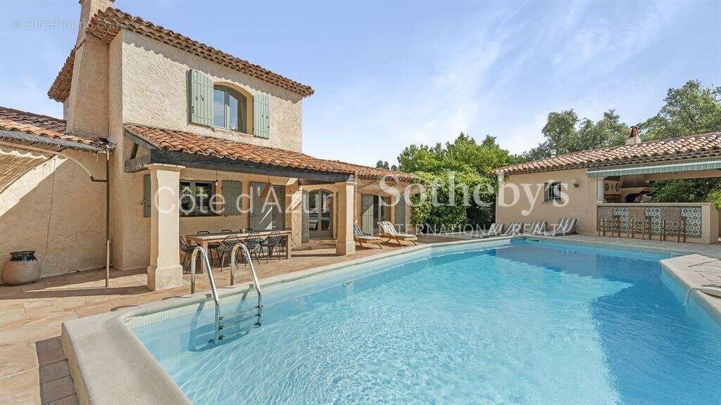 Maison à LA CROIX-VALMER