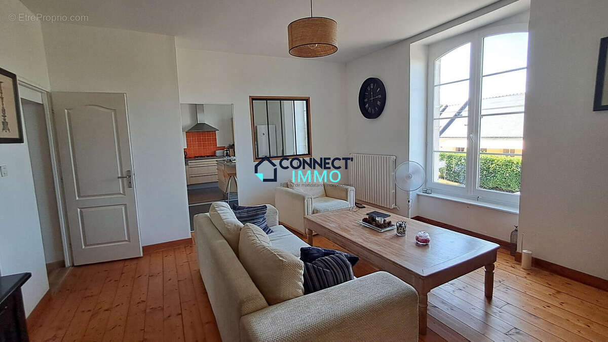 Maison 114 m² à Langonnet  - photo 5