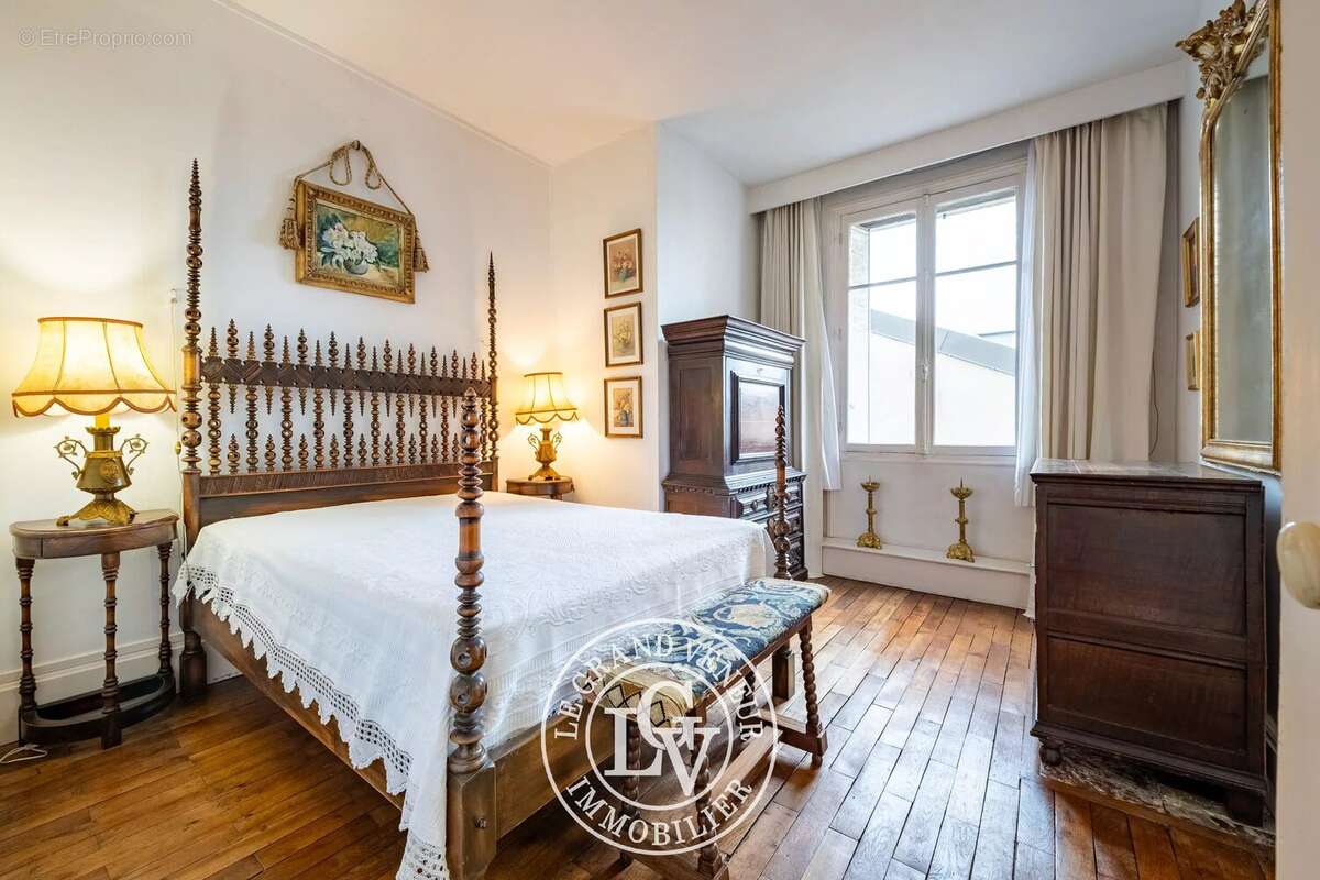 Appartement à FONTAINEBLEAU