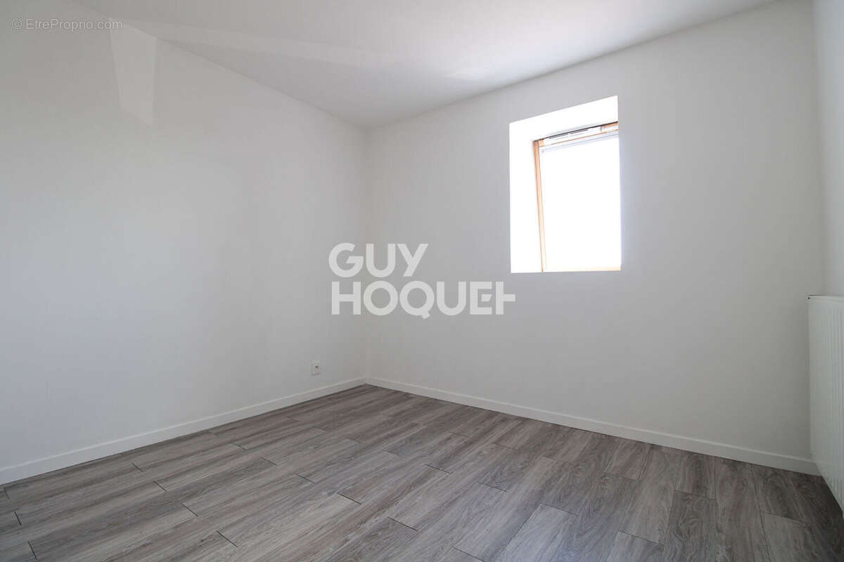 Appartement à BRIE-COMTE-ROBERT
