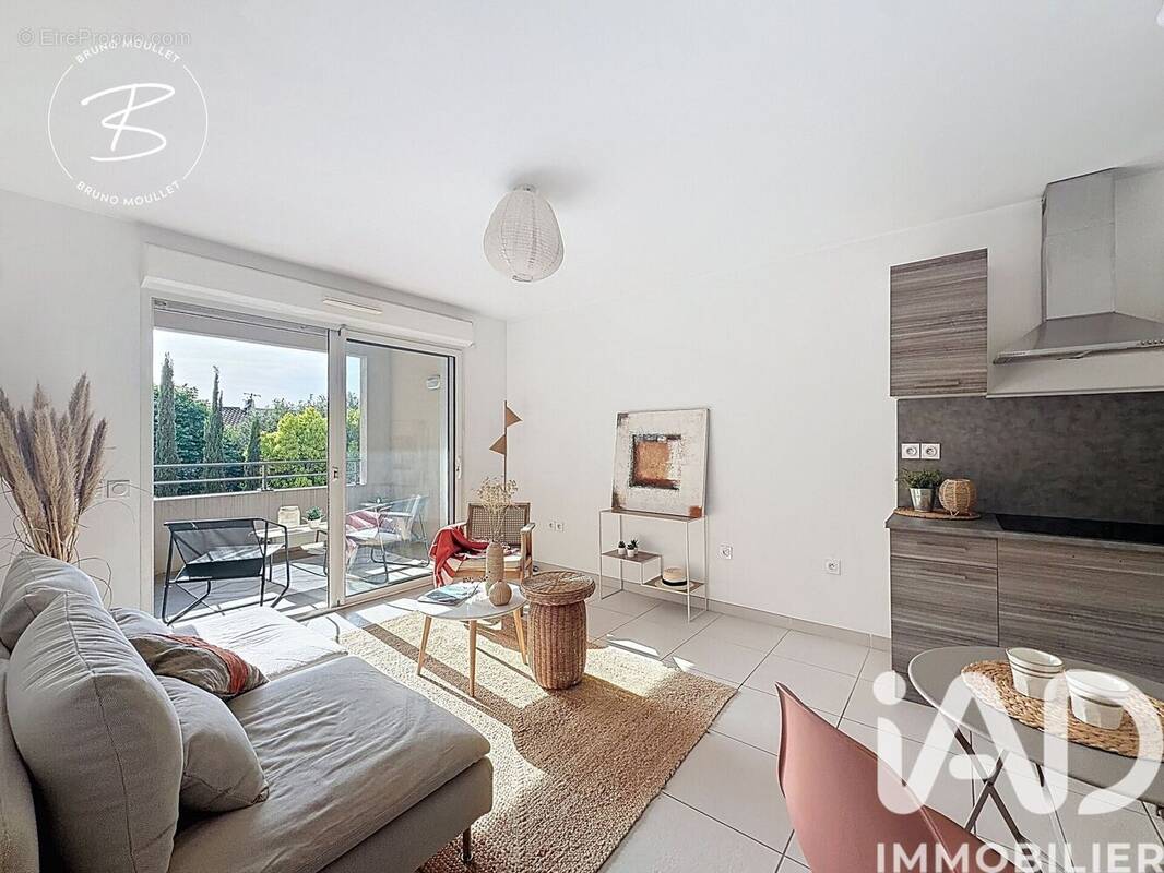 Photo 1 - Appartement à SIX-FOURS-LES-PLAGES