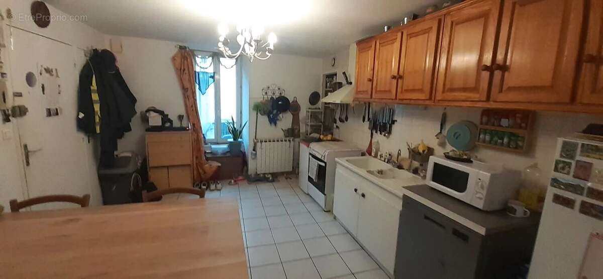 Appartement à POLMINHAC
